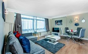 2Bed 2Bath Apartment In Fitzrovia - Free Exclusive Parking